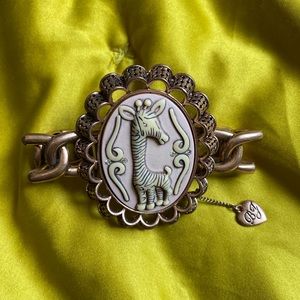 VINTAGE BETSEY JOHNSON BRACELET
